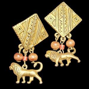 Oops A Daisy Disney Lion King Earrings Post Dangle Charms Signed